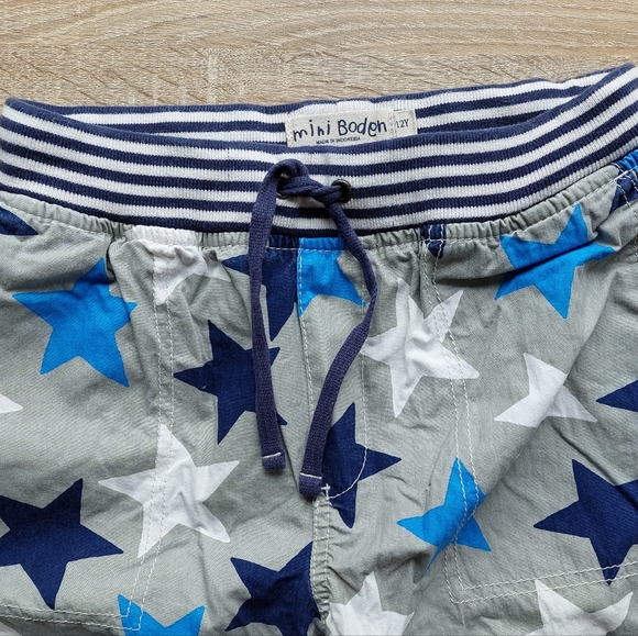 2013 (v)guc Mini Boden star shorts size 12 - Picture 13 of 15